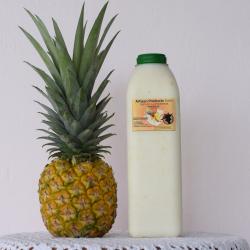 Goat yogurt con fruta Piña (Pineapple Yogurt)
