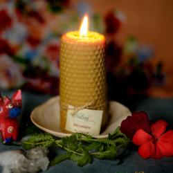 cylinder beeswax candle